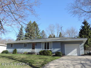 2374 W Giles Rd, Muskegon, MI 49445 photo 1