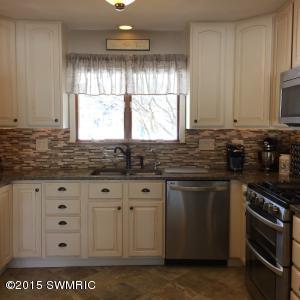 706 Allison Dr, Marshall, MI 49068 photo 11