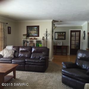 706 Allison Dr, Marshall, MI 49068 photo 3