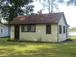 21829 Schweitzer, Three Rivers, MI 49093 photo 5