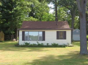 21829 Schweitzer, Three Rivers, MI 49093 photo 3
