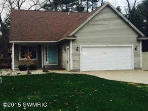 7715 Pinecone Ct, Whitehall, MI 49461 photo 1
