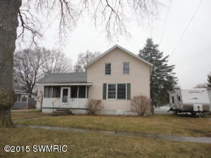 311 S Front St, Belding, MI 48809 photo 1