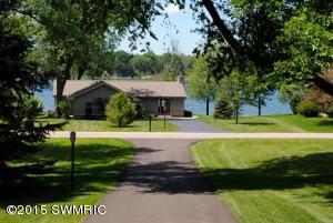 29146 Cedarama Dr, Marcellus, MI 49067 photo 1