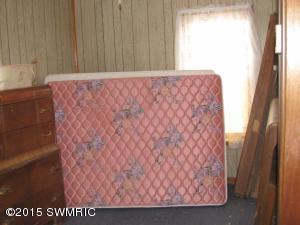 5015 Teachout, Adrian, MI 49221 photo 7