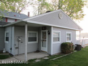 60767 Bert Rd, Colon, MI 49040 photo 2