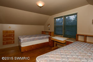 332 8th St, Plainwell, MI 49080 photo 17