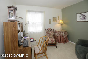 258 Golfview Dr, Plainwell, MI 49080 photo 13