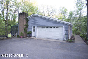 258 Golfview Dr, Plainwell, MI 49080 photo 25