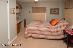 308 Morrell St, Plainwell, MI 49080 photo 8