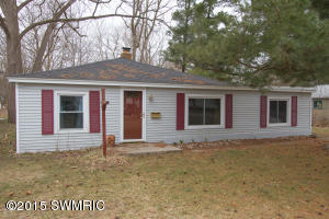 308 Morrell St, Plainwell, MI 49080 photo 1