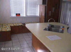 701 E Smith St, Buchanan, MI 49107 photo 7