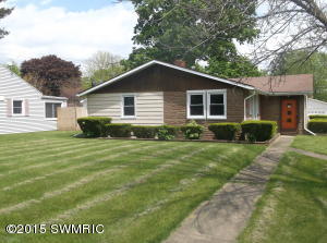 701 E Smith St, Buchanan, MI 49107 photo 15