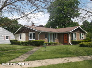 701 E Smith St, Buchanan, MI 49107 photo 16