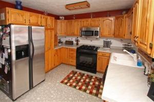 10727 E Ctr, Plainwell, MI 49080 photo 5
