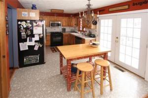 10727 E Ctr, Plainwell, MI 49080 photo 4