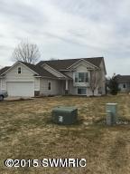 2585 Stockwood Dr NE, Grand Rapids, MI 49505