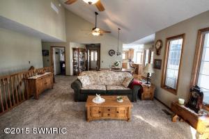 10055 Walnut Dr, Three Rivers, MI 49093 photo 6