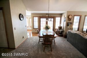 10055 Walnut Dr, Three Rivers, MI 49093 photo 7