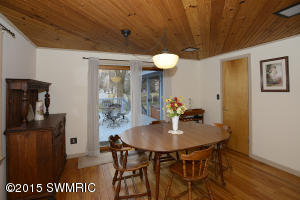 748 E Prospect, Marshall, MI 49068 photo 11