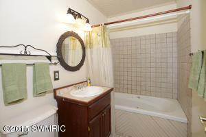 748 E Prospect, Marshall, MI 49068 photo 15