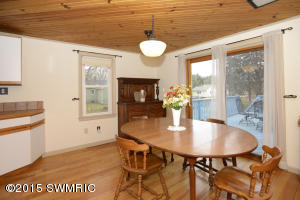 748 E Prospect, Marshall, MI 49068 photo 22