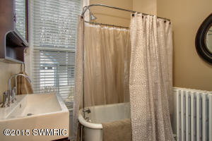 725 E Prospect St, Marshall, MI 49068 photo 24