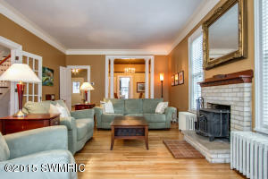 725 E Prospect St, Marshall, MI 49068 photo 7