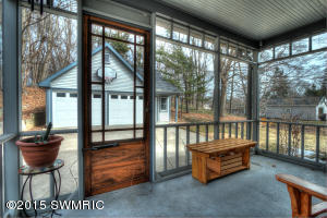 725 E Prospect St, Marshall, MI 49068 photo 5