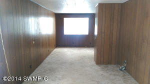 75 E 4th St, Shelby, MI 49455 photo 18