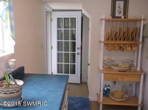 546 Maple St, Colon, MI 49040 photo 8