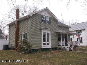 546 Maple St, Colon, MI 49040 photo 3