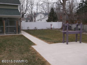 546 Maple St, Colon, MI 49040 photo 24