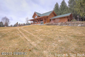 5766 Plumb Rd NW, Stanton, MI 48888 photo 2