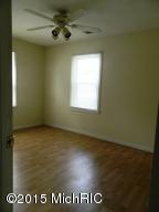 104 E Michigan St, Three Oaks, MI 49128 photo 6