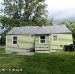104 E Michigan St, Three Oaks, MI 49128 photo 12