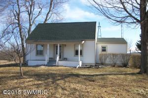 5811 E Bacon Rd, Osseo, MI 49266 photo 1