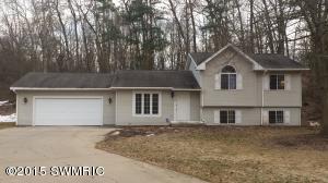 8756 Bennett St SE, Ada, MI 49301 photo 1