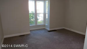245 E Morrell St, Otsego, MI 49078 photo 10