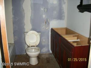 320 Depot St, Constantine, MI 49042 photo 8