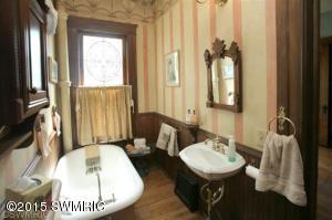 116 W Spruce, Marshall, MI 49068 photo 12