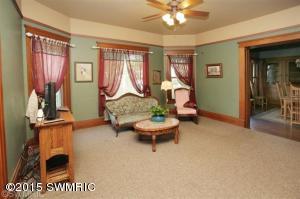116 W Spruce, Marshall, MI 49068 photo 4