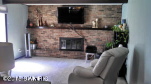 360 Western Ave, Coldwater, MI 49036 photo 4
