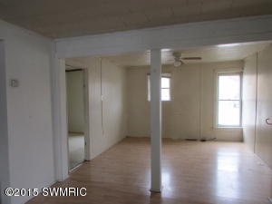 111 E Ctr, Waldron, MI 49288 photo 15