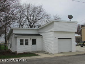 111 E Ctr, Waldron, MI 49288 photo 1