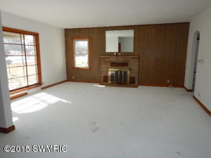 1502 W Ellis Ave, Belding, MI 48809 photo 7