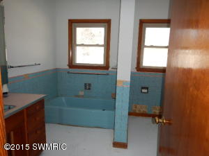 1502 W Ellis Ave, Belding, MI 48809 photo 9