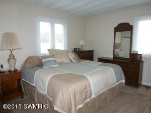 67094 Blue School, Constantine, MI 49042 photo 13