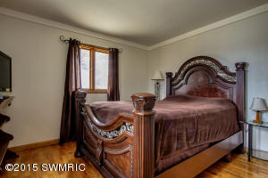 193 Highfield, Marshall, MI 49068 photo 10