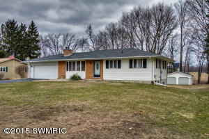 193 Highfield, Marshall, MI 49068 photo 1